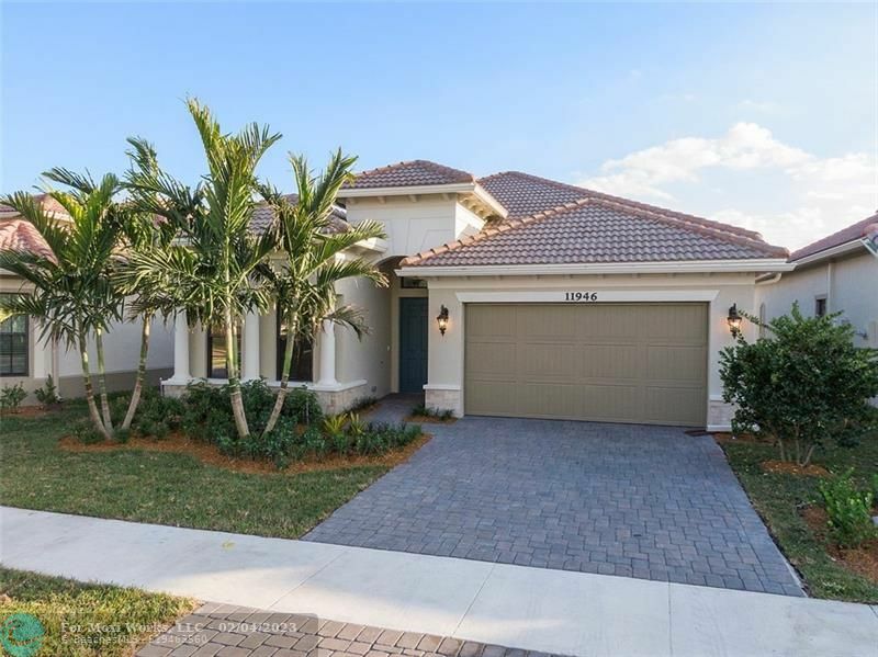 11946 Vivar Run  Parkland FL 33076 photo