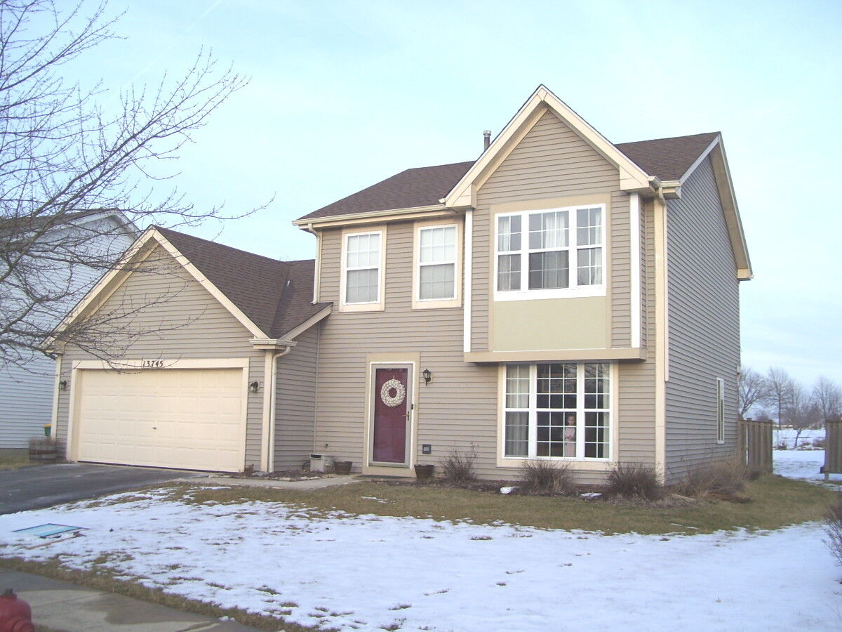 Property Photo: 13745 S Jane Circle IL 60544