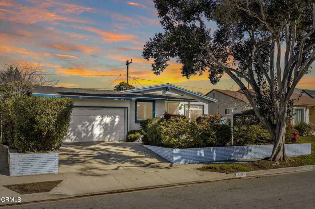 Property Photo:  3161 Strathmore Drive  CA 93003 