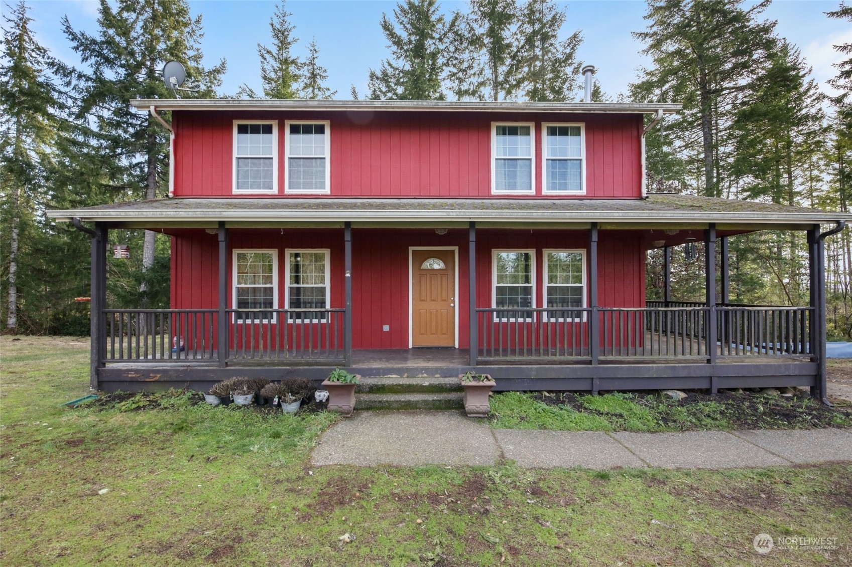 Property Photo:  101 E Mooreview Lane W  WA 98584 