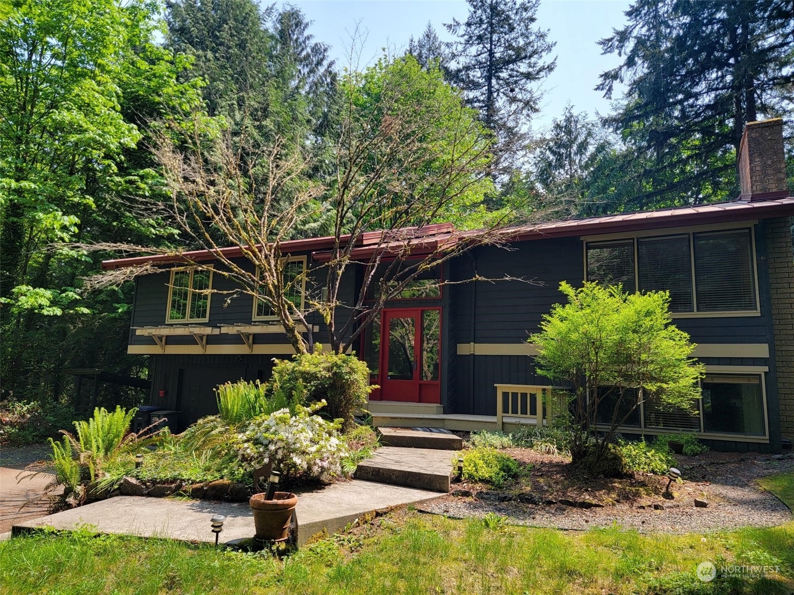 Property Photo:  8051 NE Paulanna Lane  WA 98110 