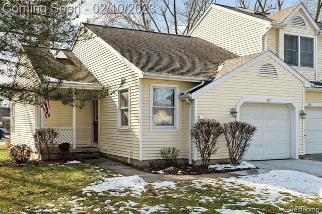 121 Meadow Pointe Drive  Fenton MI 48430 photo