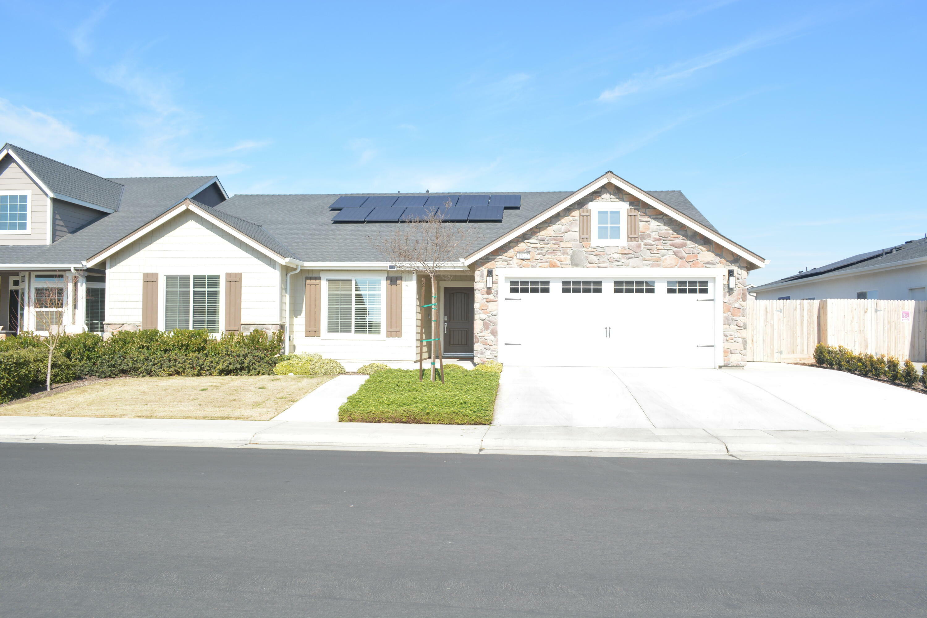 1822 Softwind Drive  Tulare CA 93274 photo