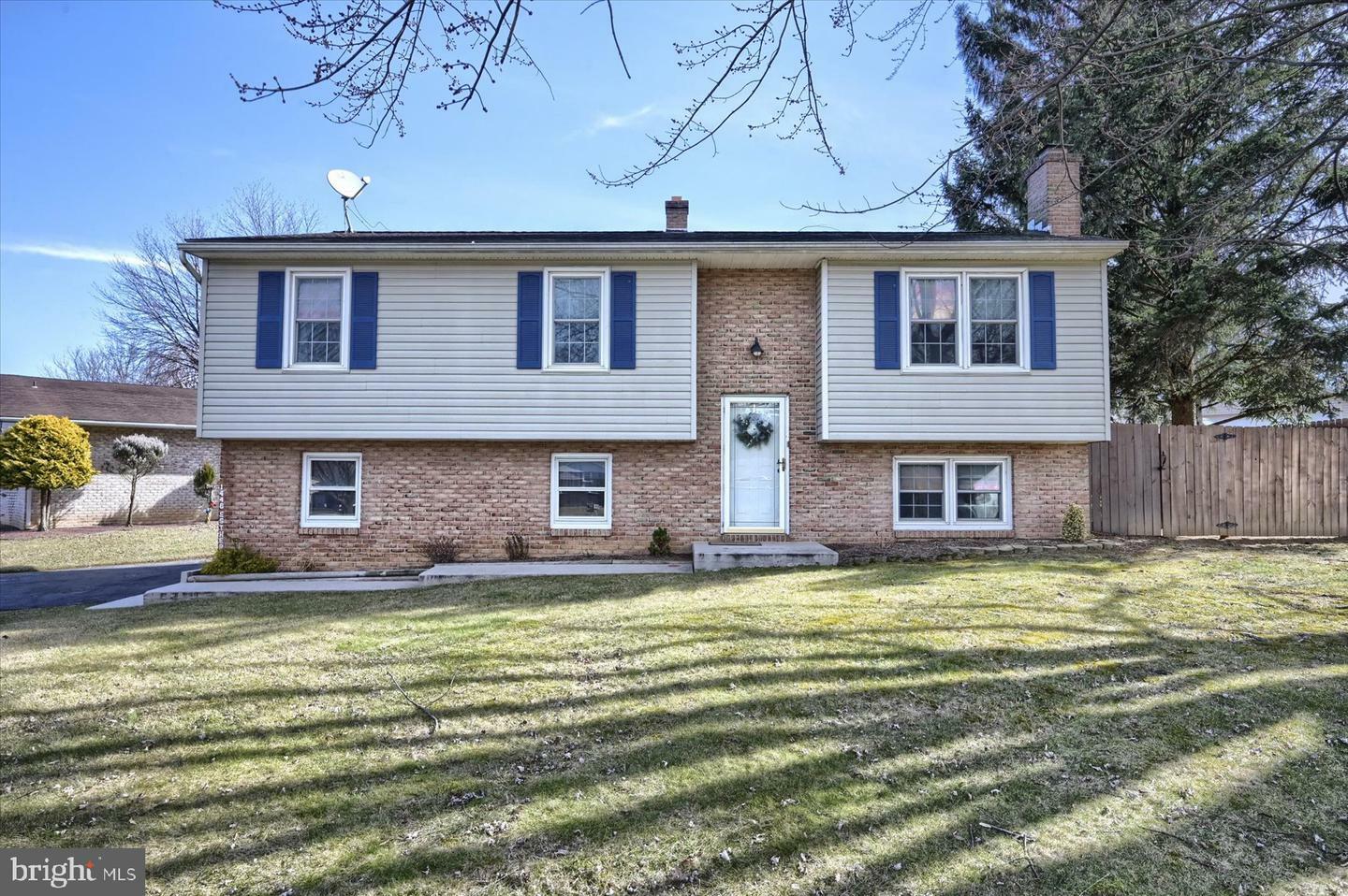 Property Photo:  1446 Esther Drive  PA 17042 