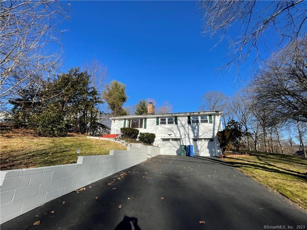 Property Photo:  99 Dickerman Street  CT 06518 