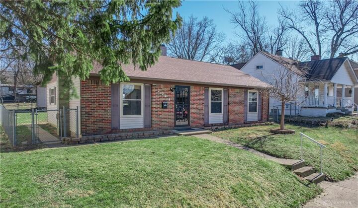2244 Ontario Avenue  Springfield OH 45505 photo