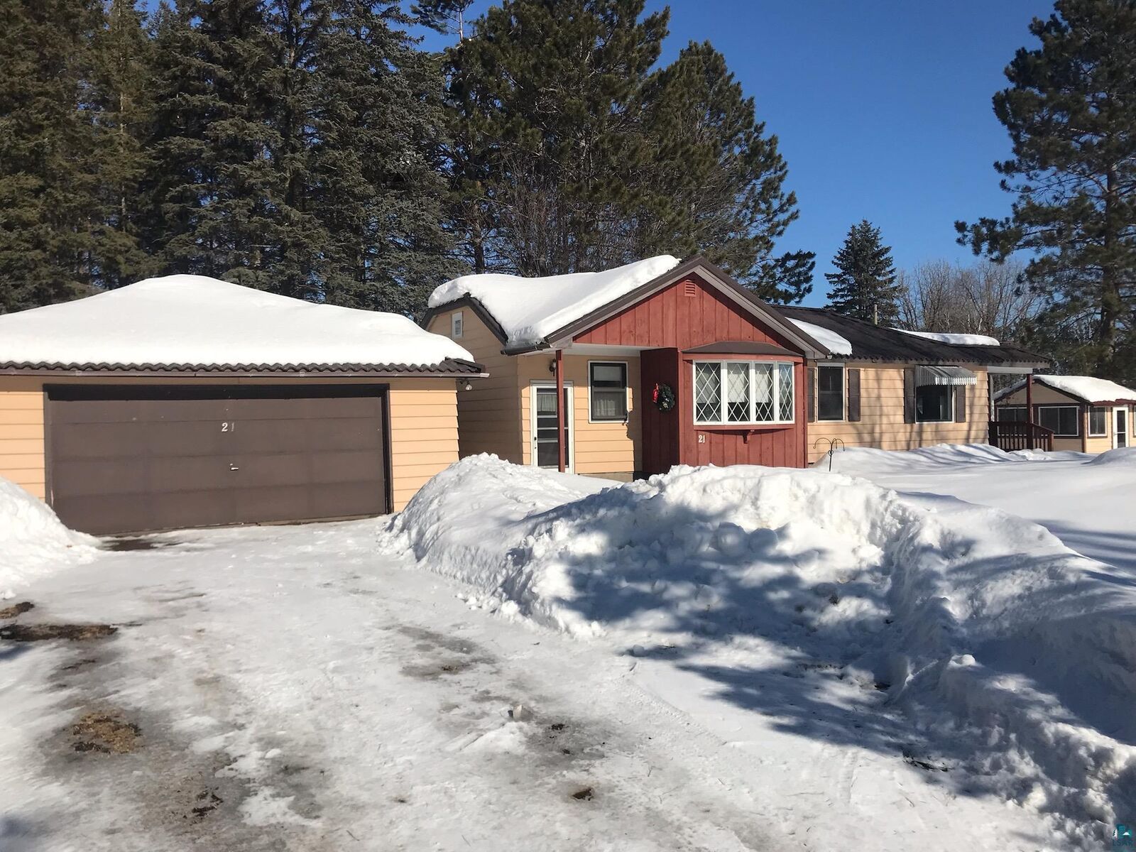 Property Photo: 21 W County Hwy 61 MN 55733