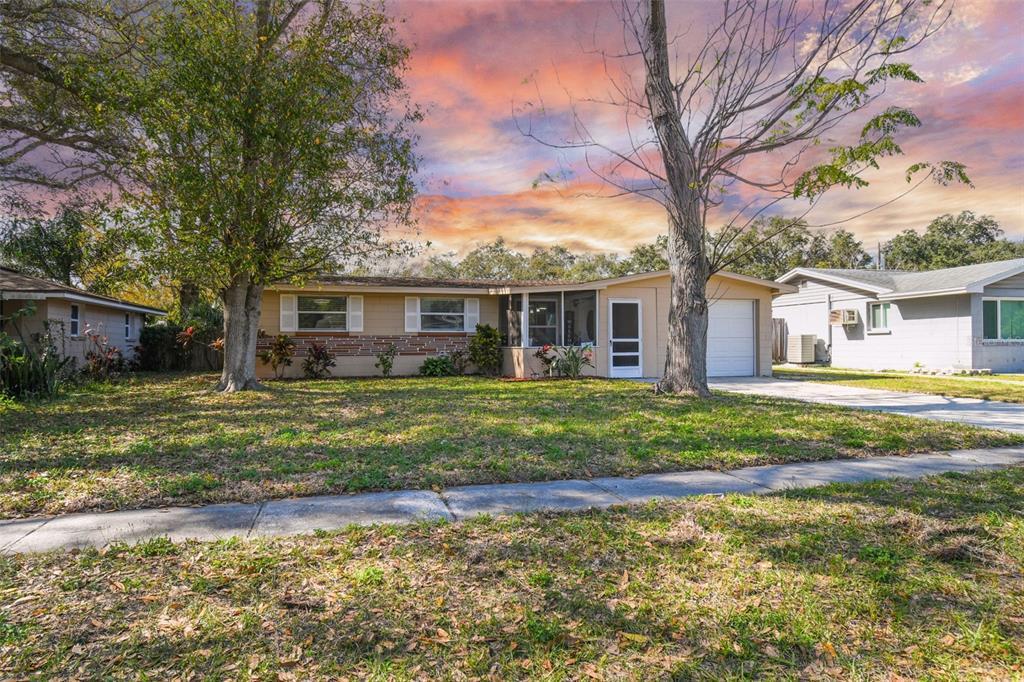 Property Photo: 11412 92nd Street FL 33773