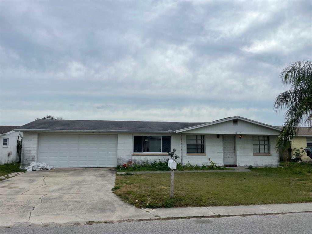 Property Photo:  3452 Umber Road  FL 34691 