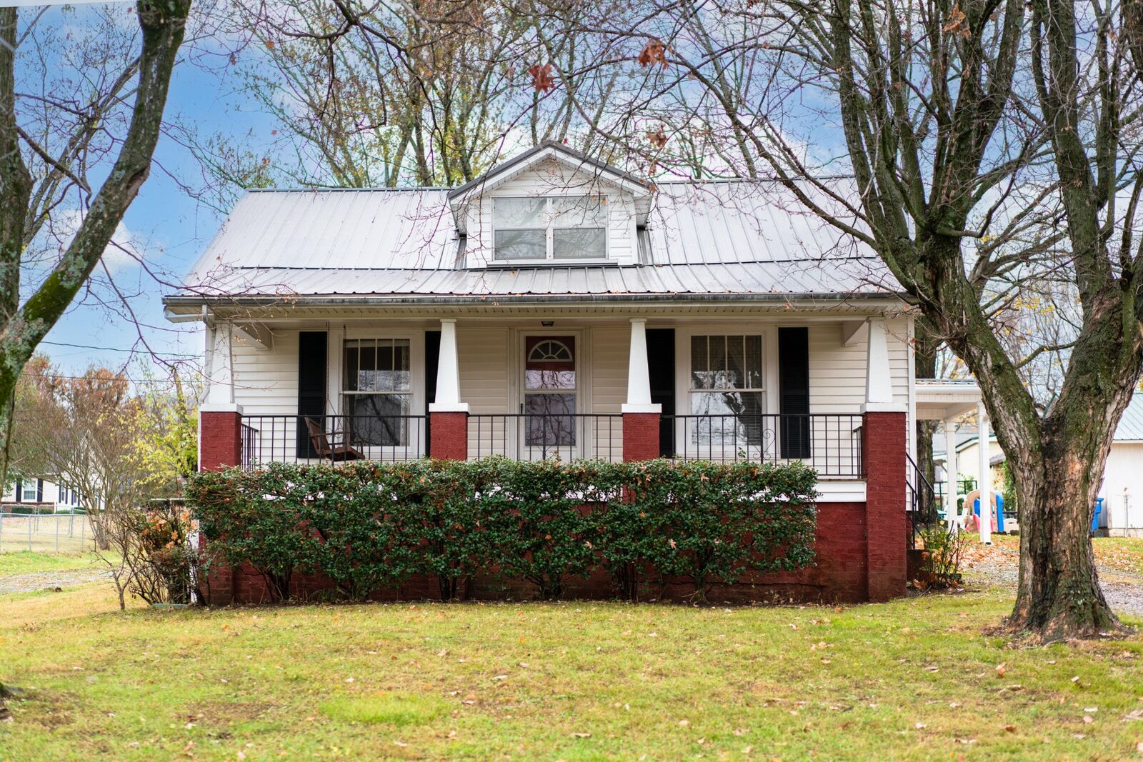 Property Photo:  2805 NW Franklin Avenue  TN 37312 