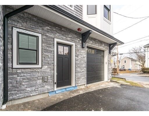 Property Photo:  29 Cherry Street 3  MA 02453 