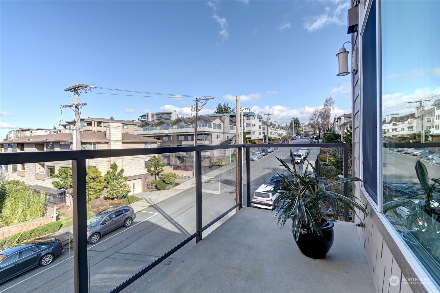Property Photo: 505 5th Avenue S 312 WA 98020
