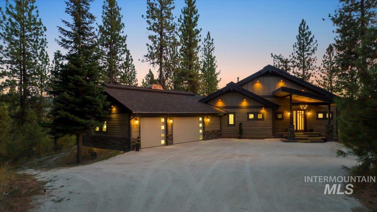 17 Madelyn Ct  Garden Valley ID 83622 photo