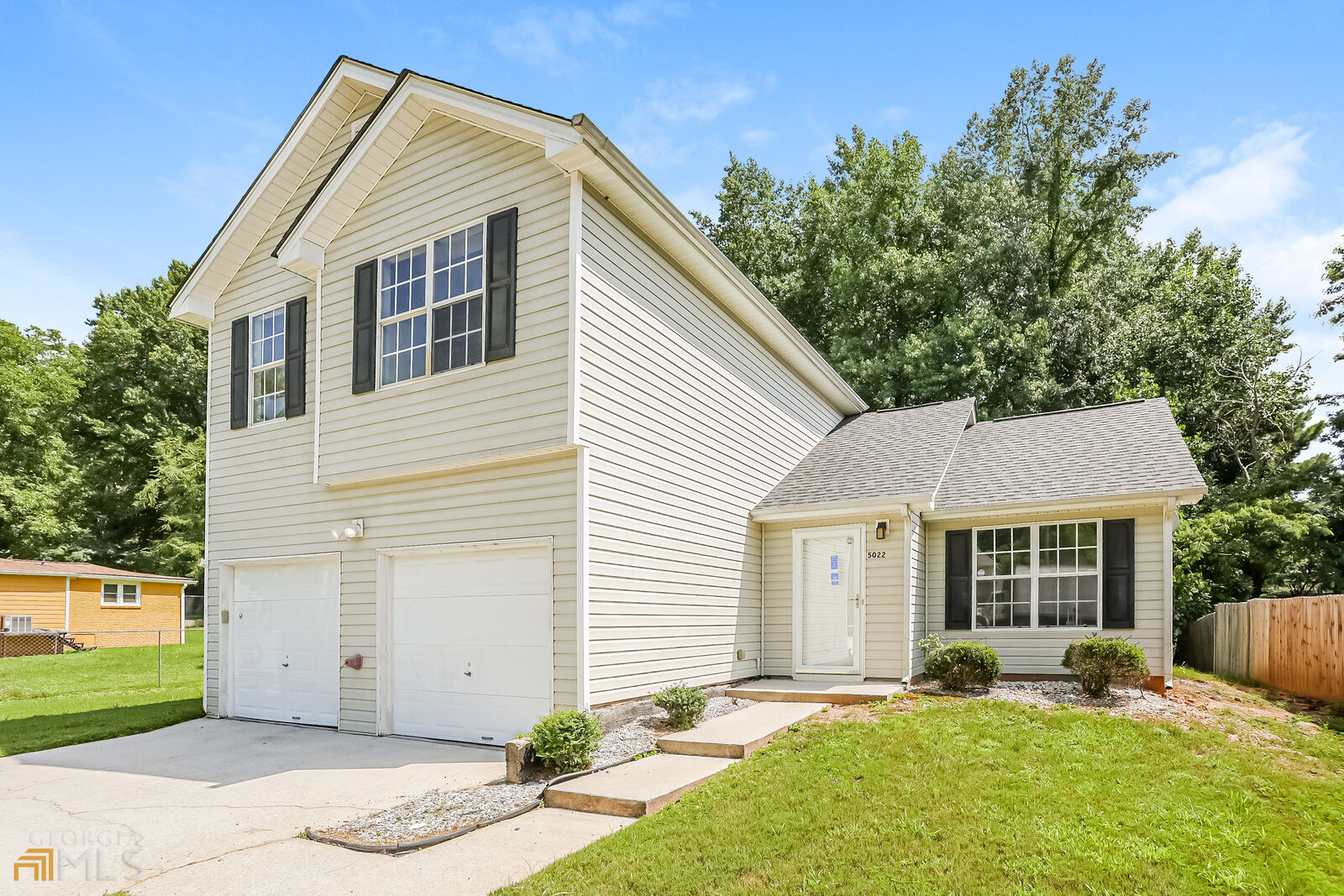 Property Photo: 5022 Cottage Grove Place GA 30291