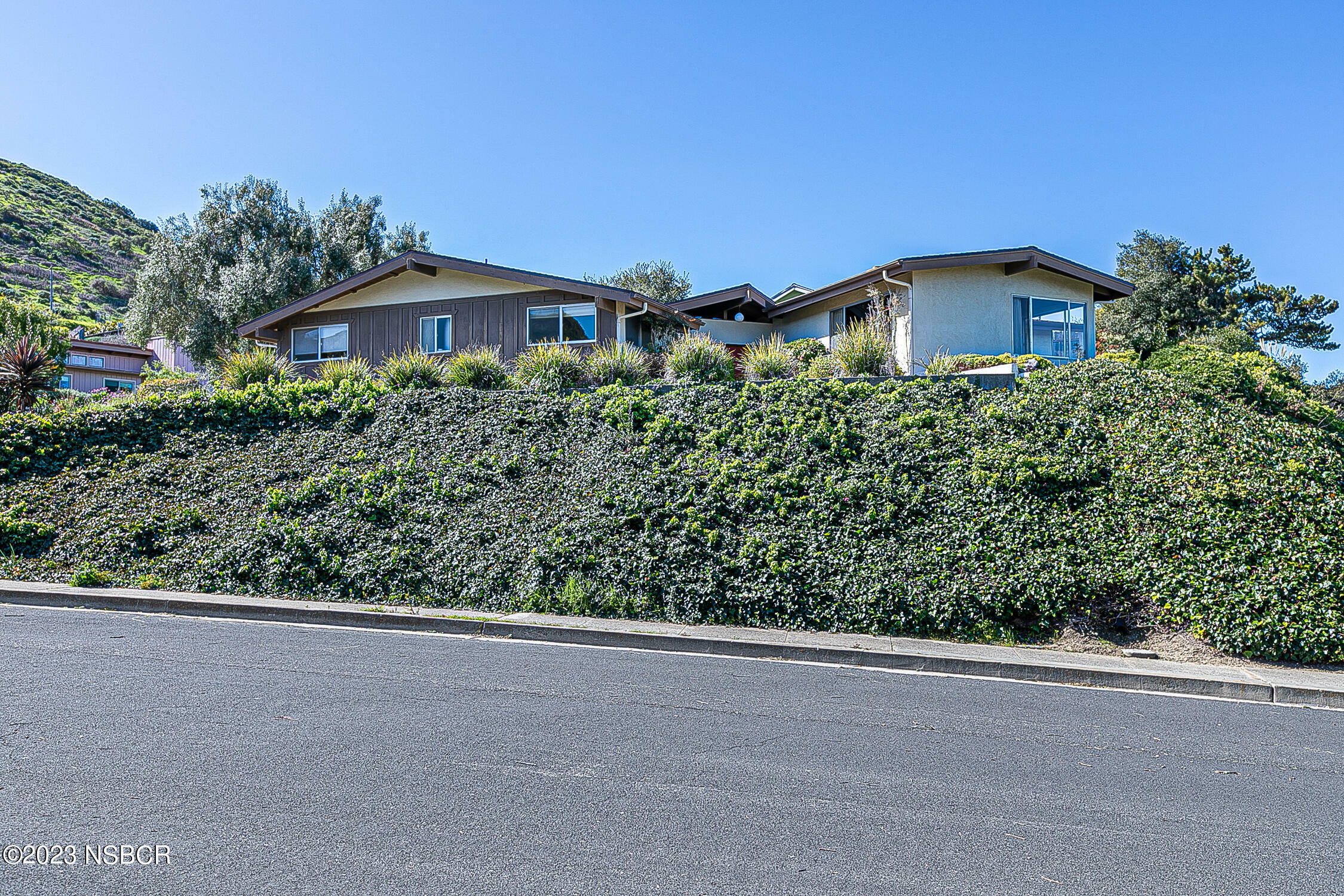 Property Photo: 609 S C Street CA 93436