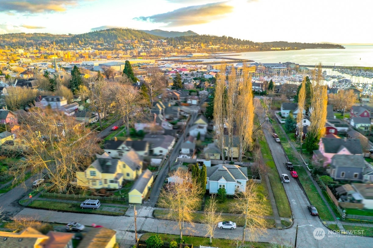 Property Photo: 2230 Victor Street WA 98225