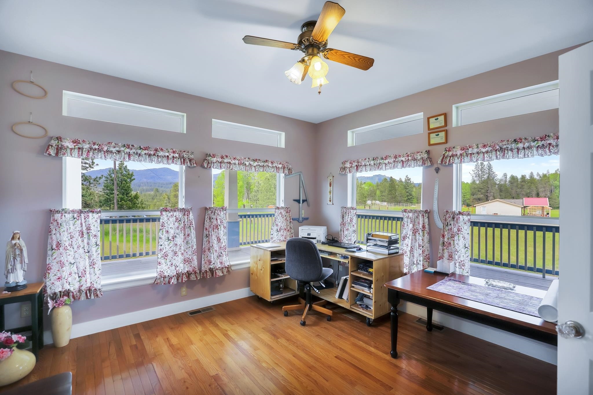 Property Photo: 51 Silverleaf Rd WA 99156