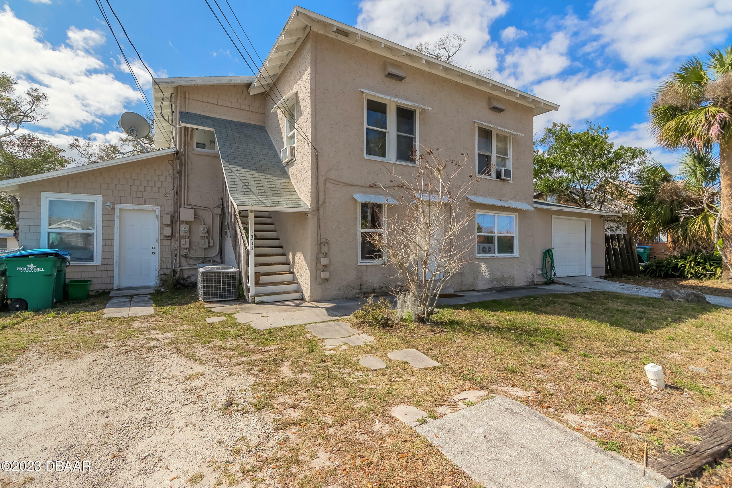 Property Photo:  1302 Holly Avenue  FL 32117 