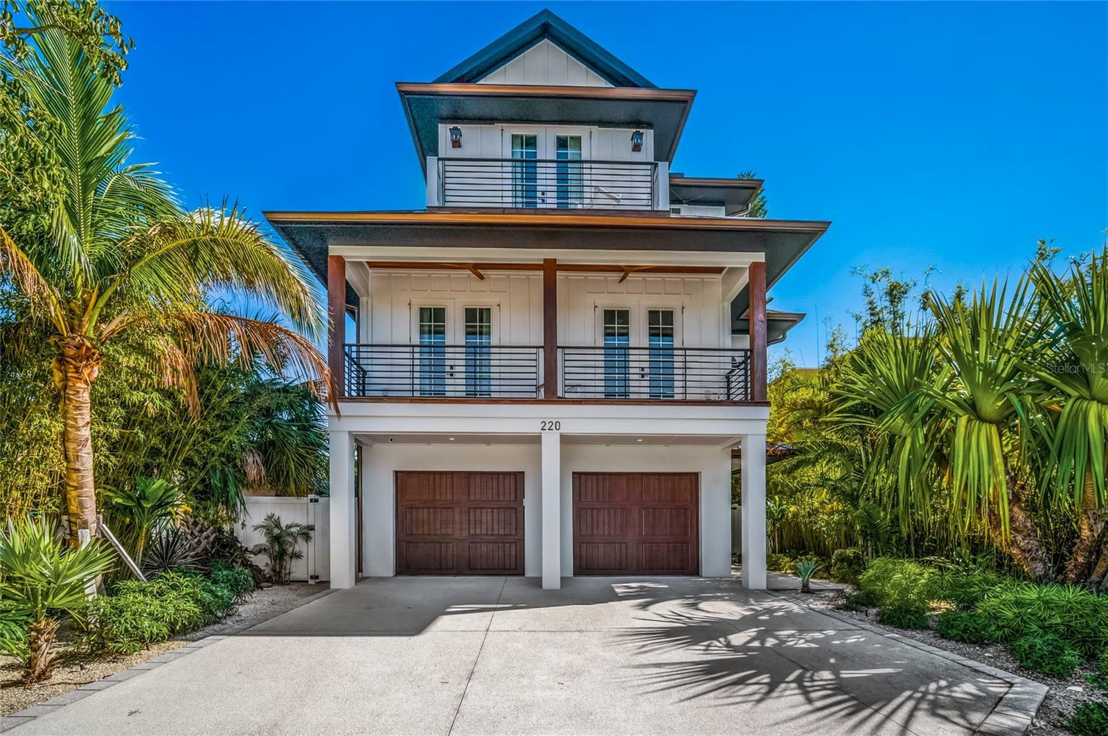 Property Photo: 220 Coolidge Drive FL 34236