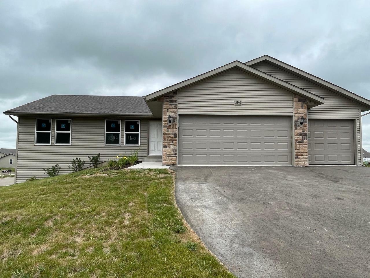 Property Photo:  3346 Emerald Drive  WI 53546 