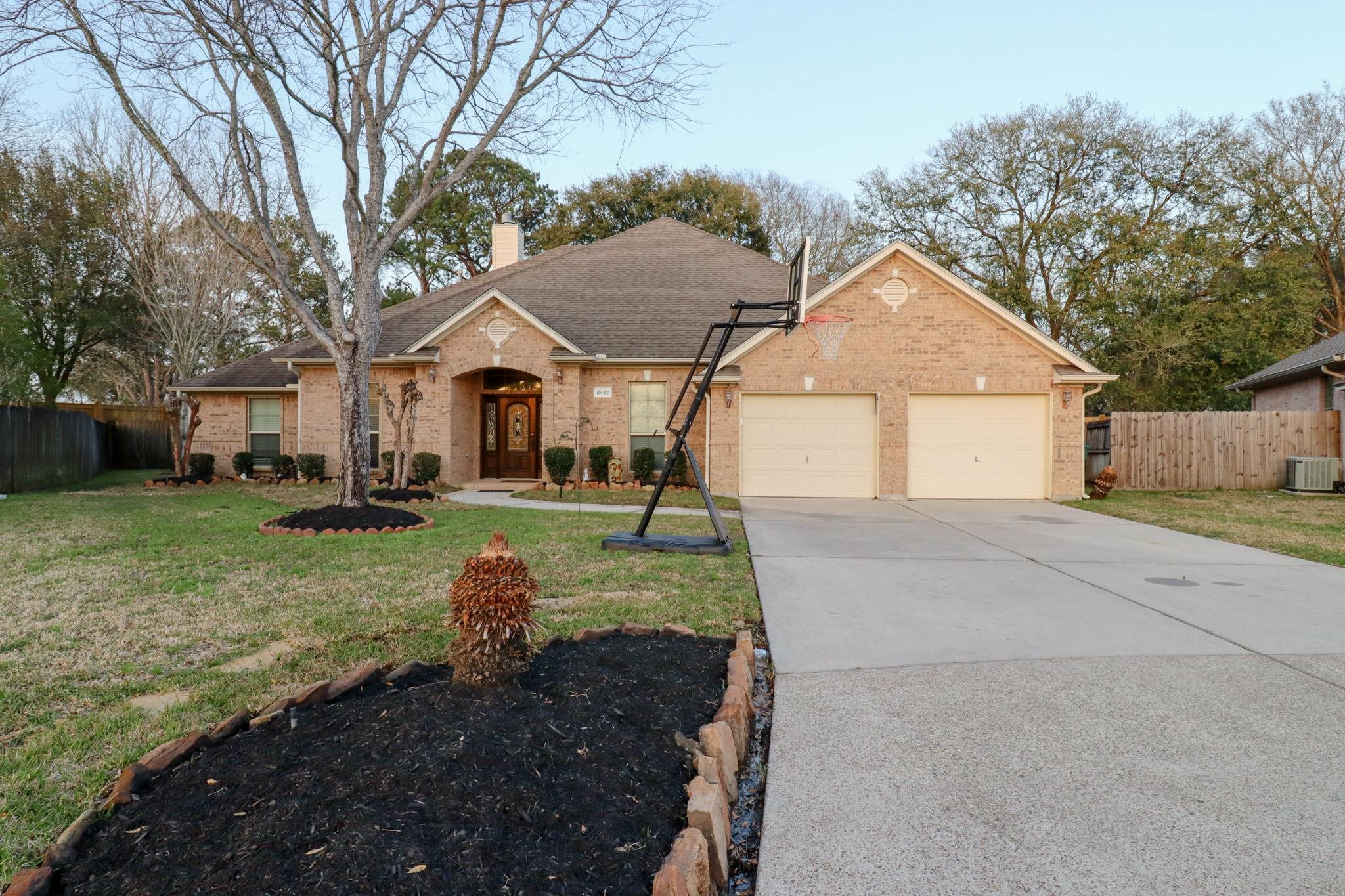 Property Photo:  8482 Oak Meadow Dr.  TX 77706 