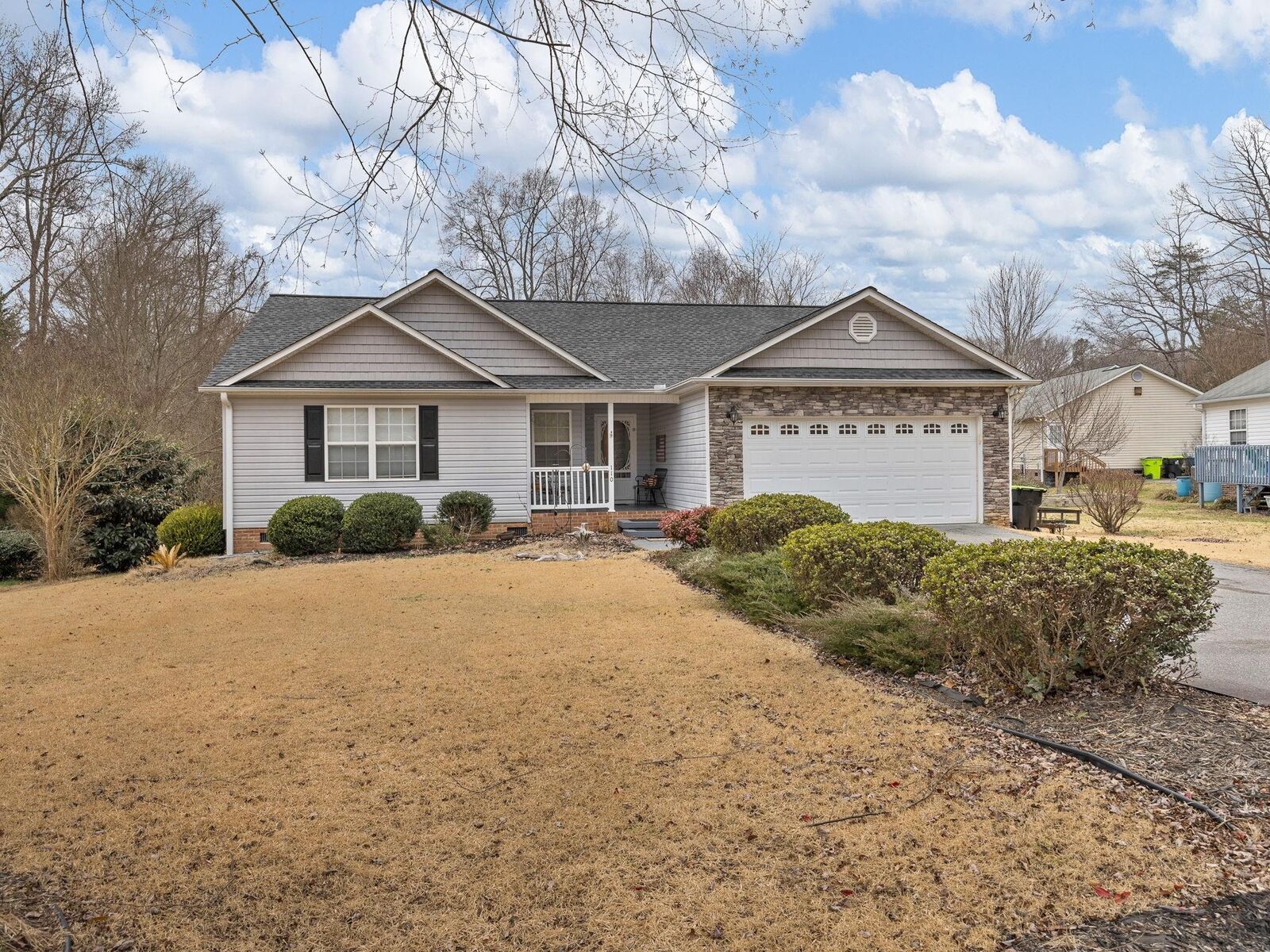 Property Photo: 110 Brookwood Creek Drive SC 29356