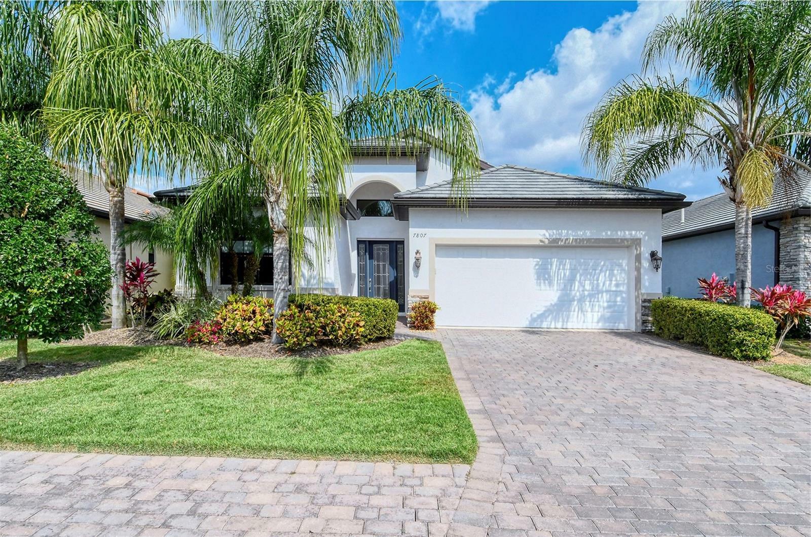 Property Photo: 7807 Rio Bella Place FL 34201