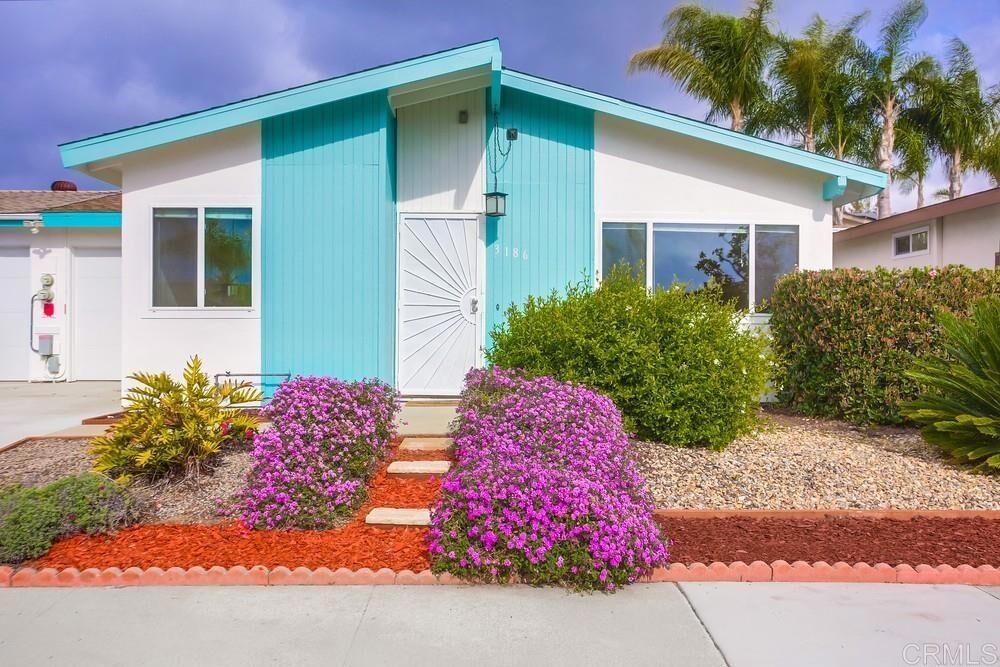 Property Photo: 3186 Buena Hills Drive CA 92056