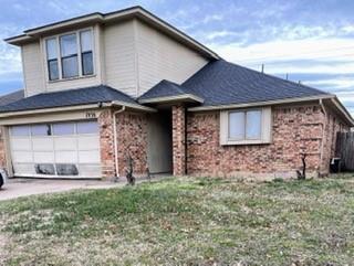 Property Photo: 7456 Cross Ridge Circle TX 76120