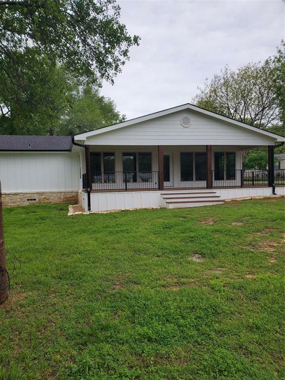 Property Photo:  127 Bayview Street  TX 75156 