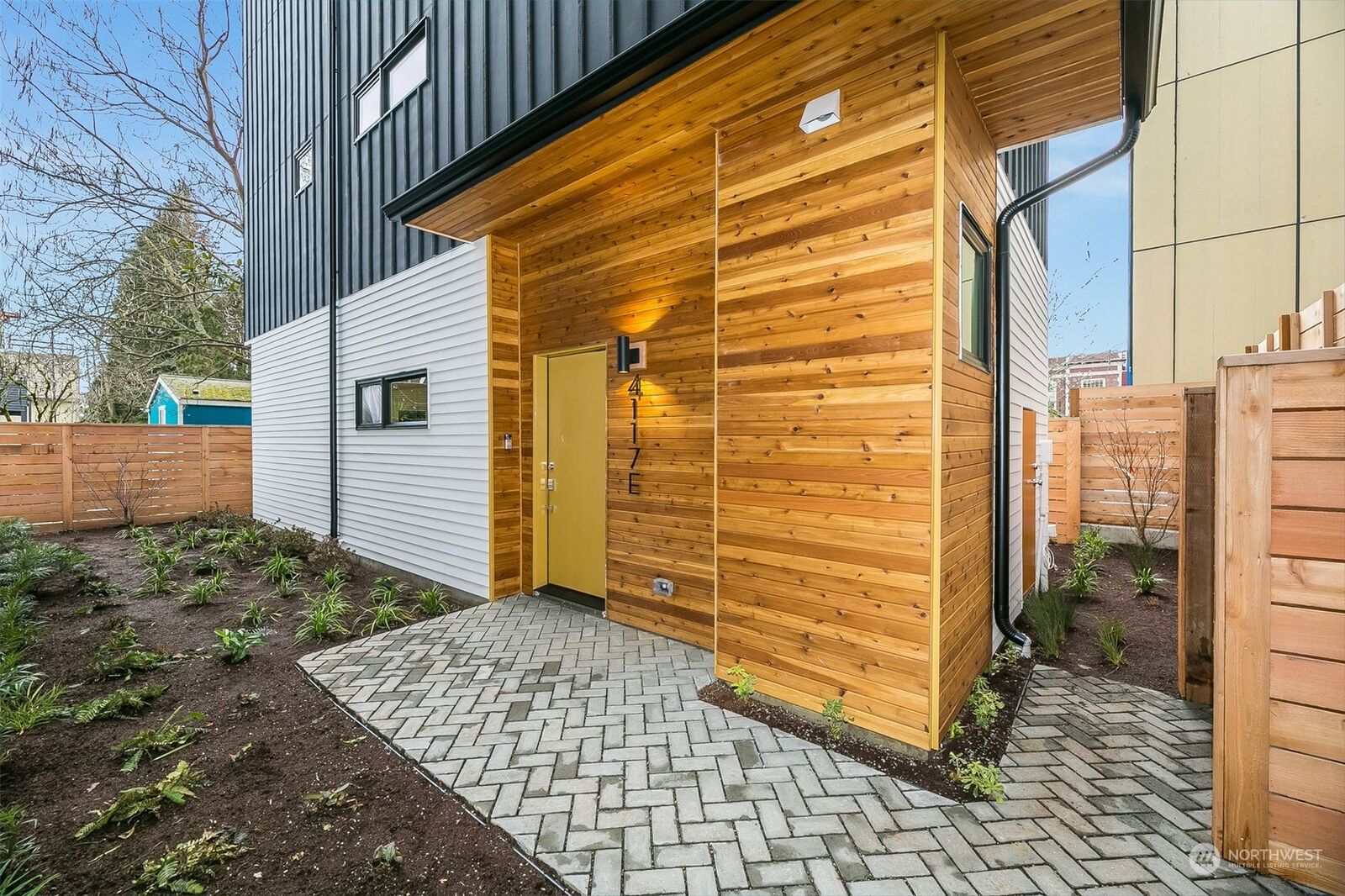 House for sale in Seattle 4117 E Wallingford Avenue N, Seattle, WA 98103