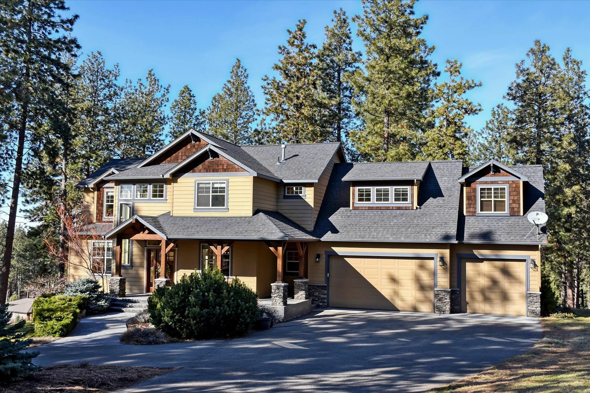 Property Photo: 5905 E 25th Ave WA 99223