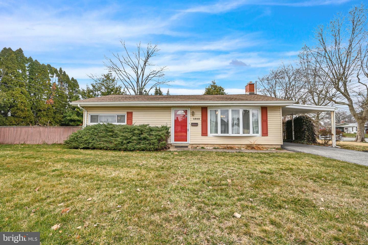 1502 Fireside Road  York PA 17404 photo