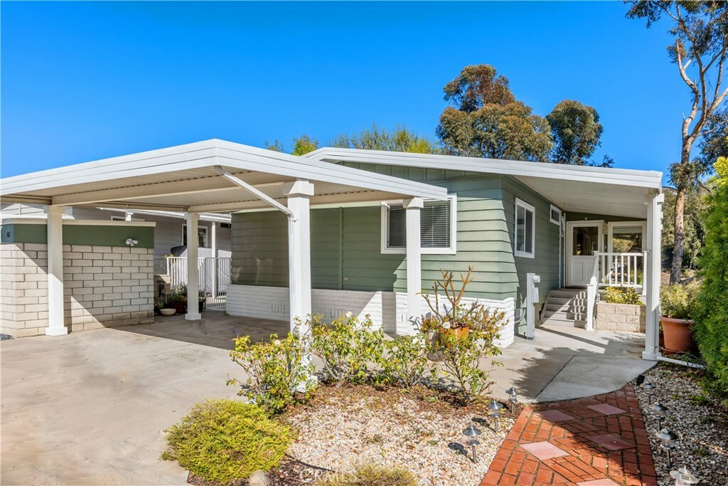 Property Photo: 41 Mira Las Olas CA 92673