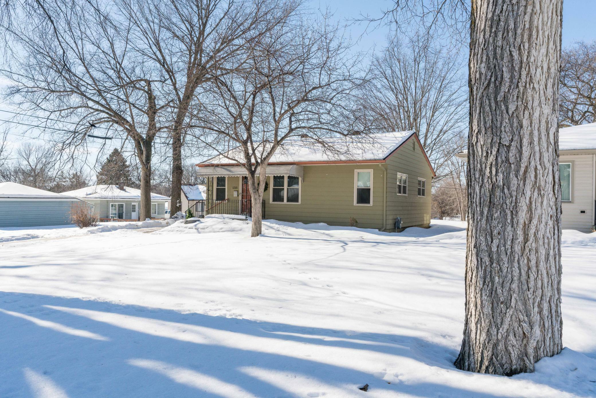 Property Photo: 1215 N Lake Street MN 56537