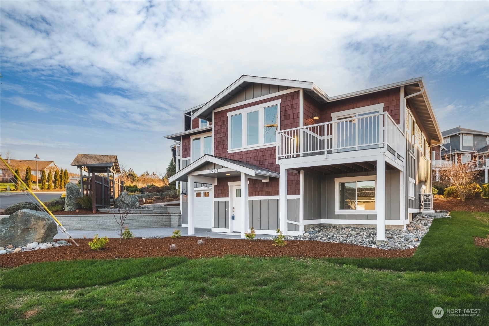 Property Photo: 3903 Isle Way WA 98221