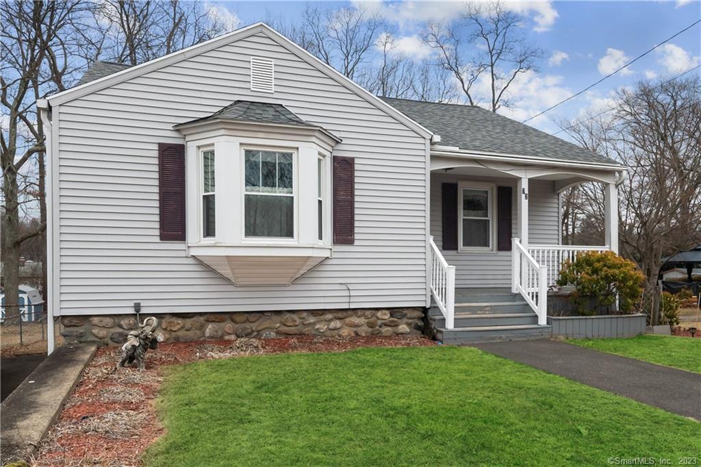 Property Photo: 72 Brentwood Avenue CT 06705
