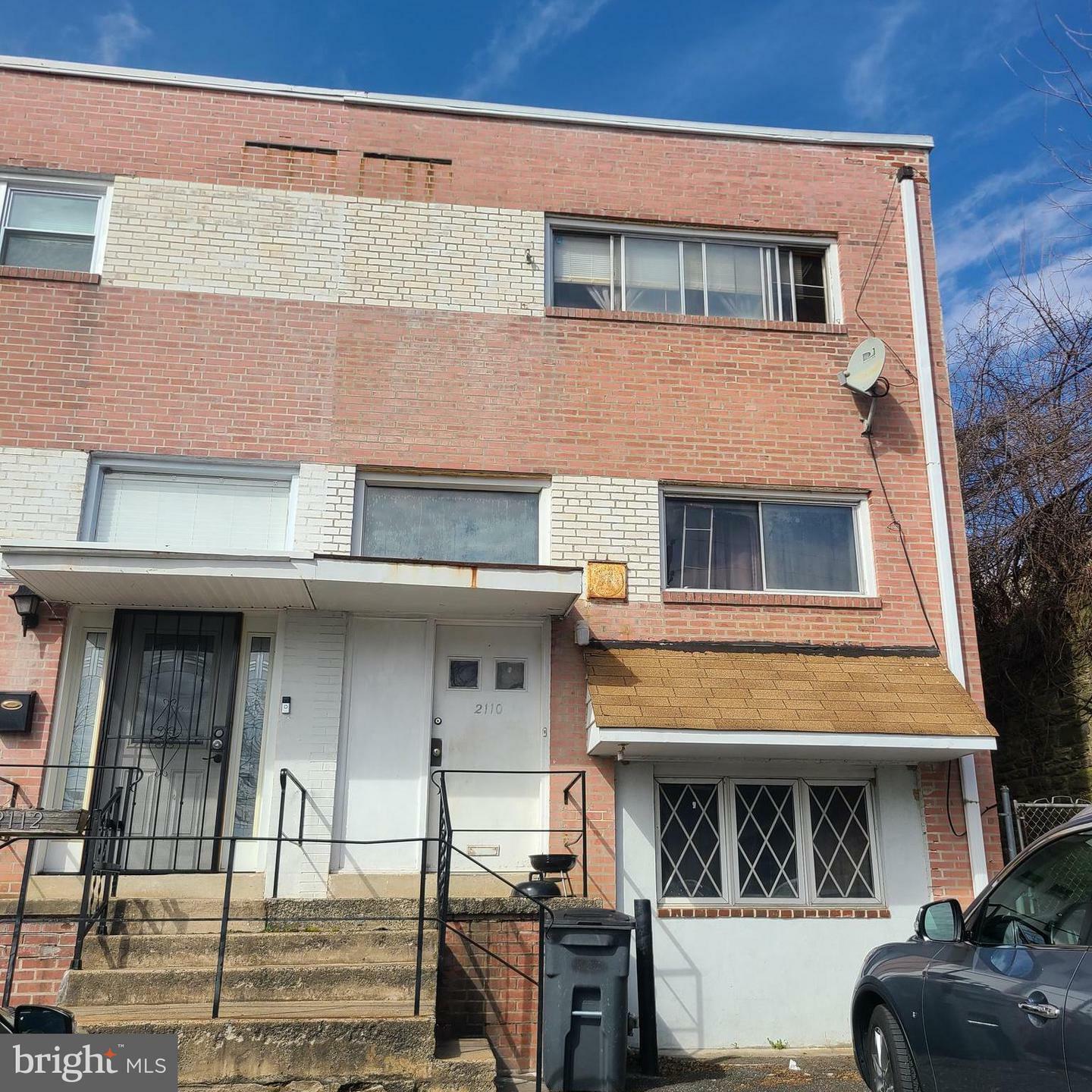 Property Photo:  2110 Delmar Drive  PA 19032 