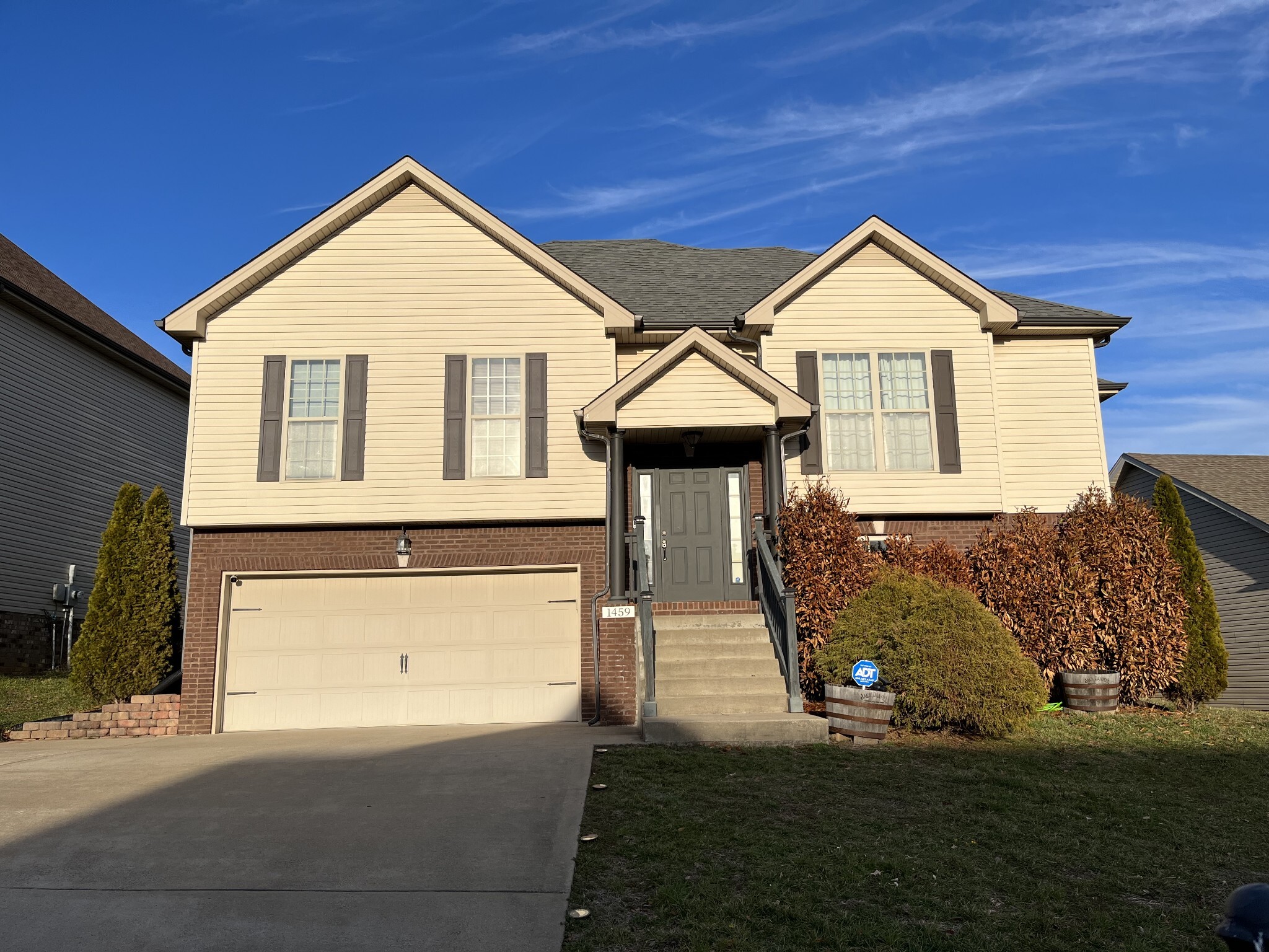 Property Photo:  1459 Raven Rd  TN 37042 