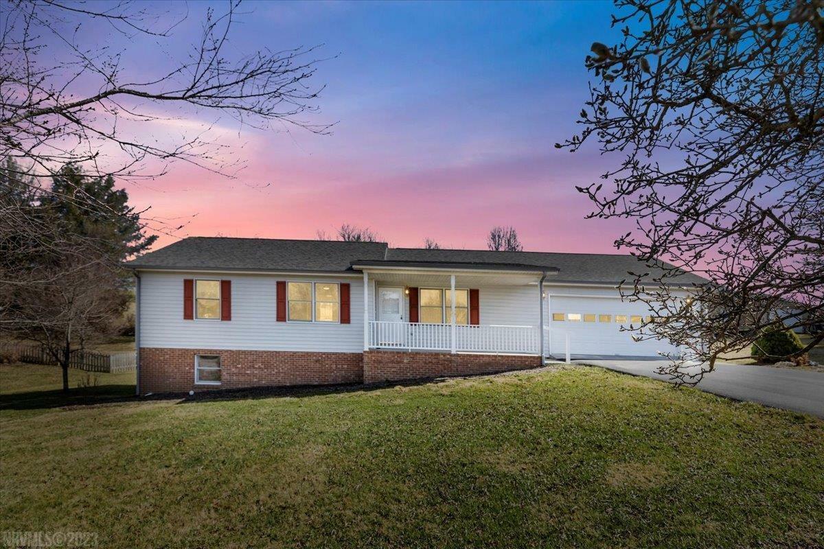 Property Photo:  725 Walters Drive  VA 24073 