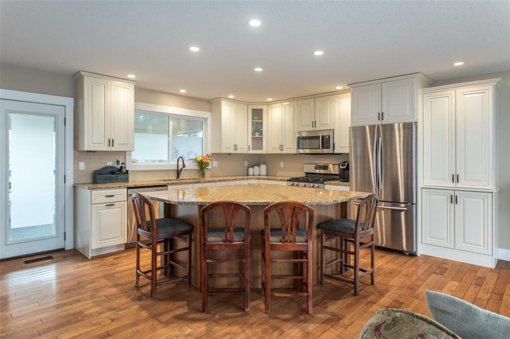 3975 Dryden Road  Peachland BC V0H1X2 photo