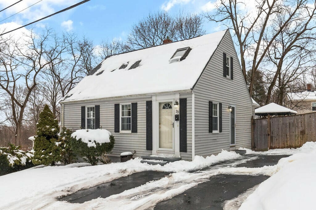 Property Photo:  33 Winthrop Street Ext  MA 01923 