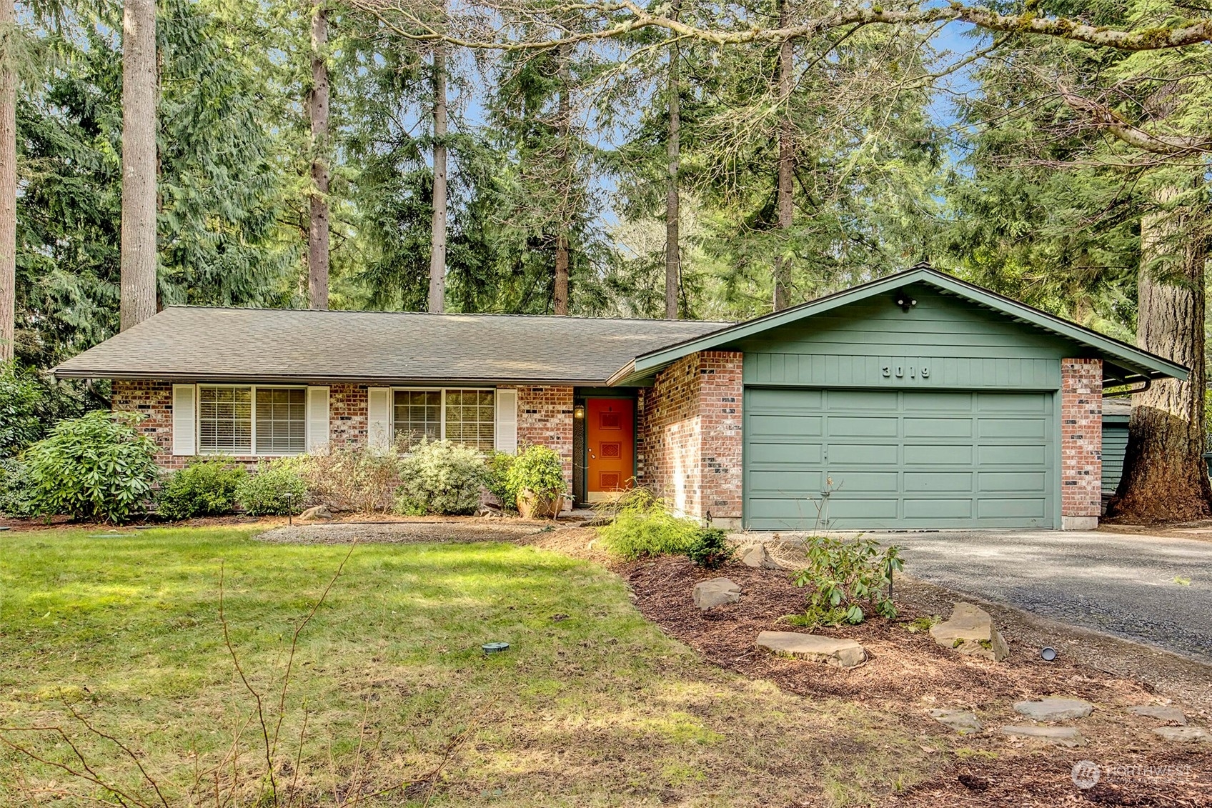 Property Photo: 3019 252nd Place SE WA 98075