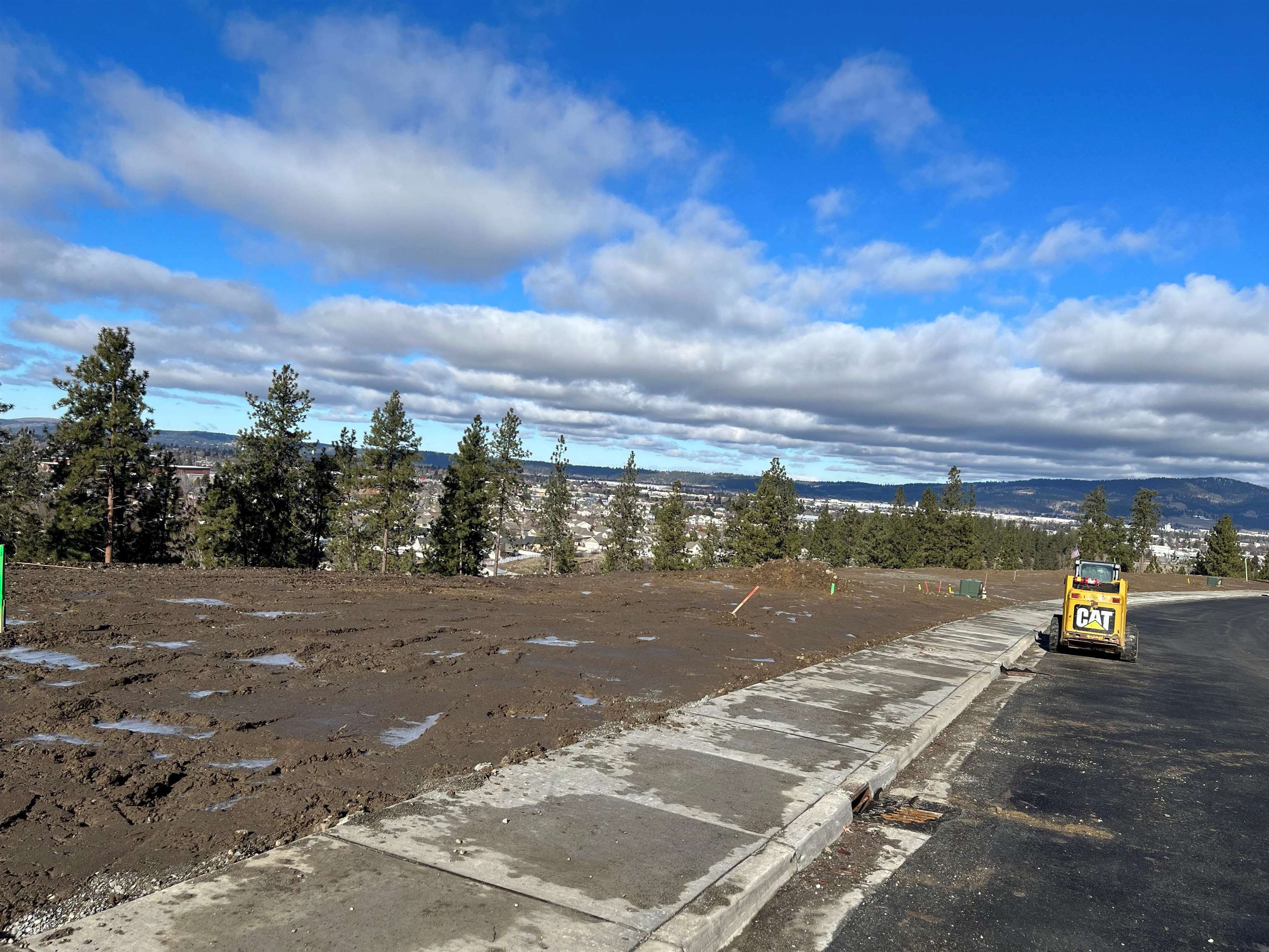 Property Photo:  1508 S Vera Crest Dr  WA 99037 