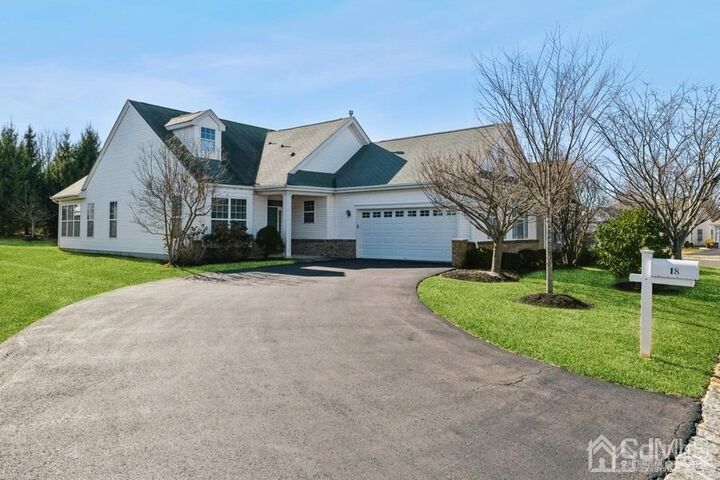 18 N Missy Lane  Monroe NJ 08831 photo