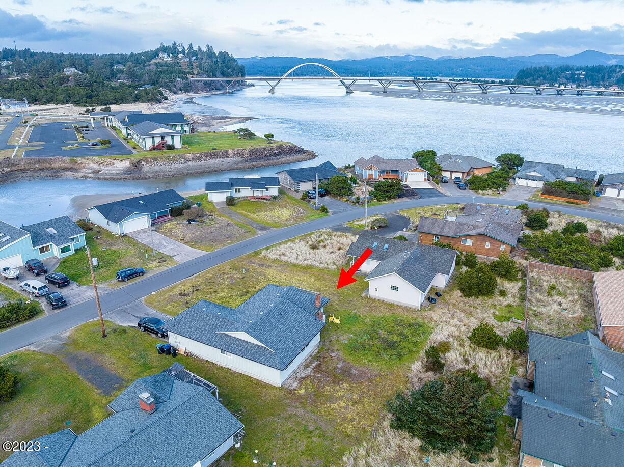 Property Photo:  1909 NW Marineview Drive  OR 97394 