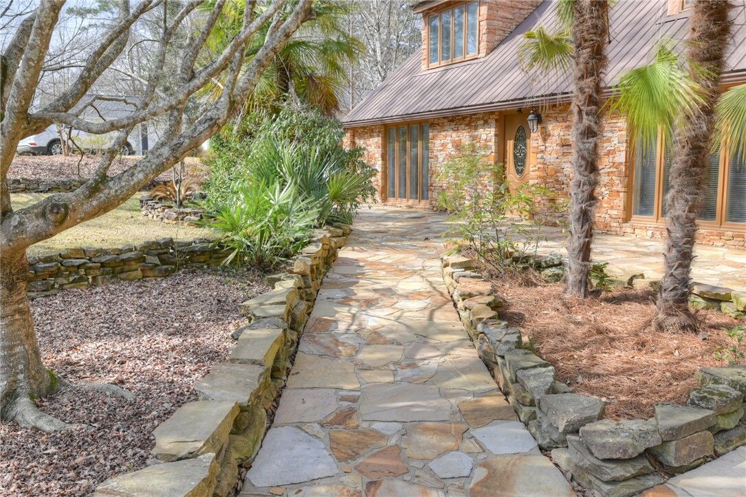 Property Photo: 1141 Knollwood Court AL 36830