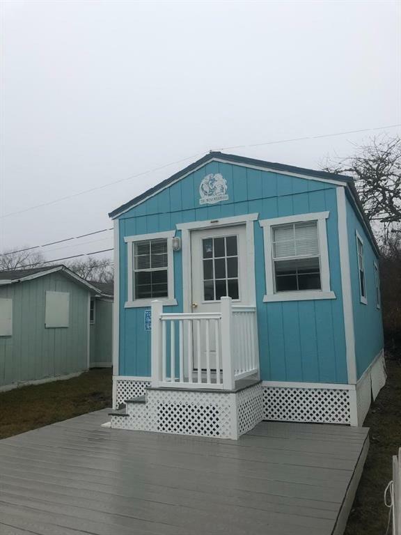 Property Photo: 125 S Shore Rd S RI 02837