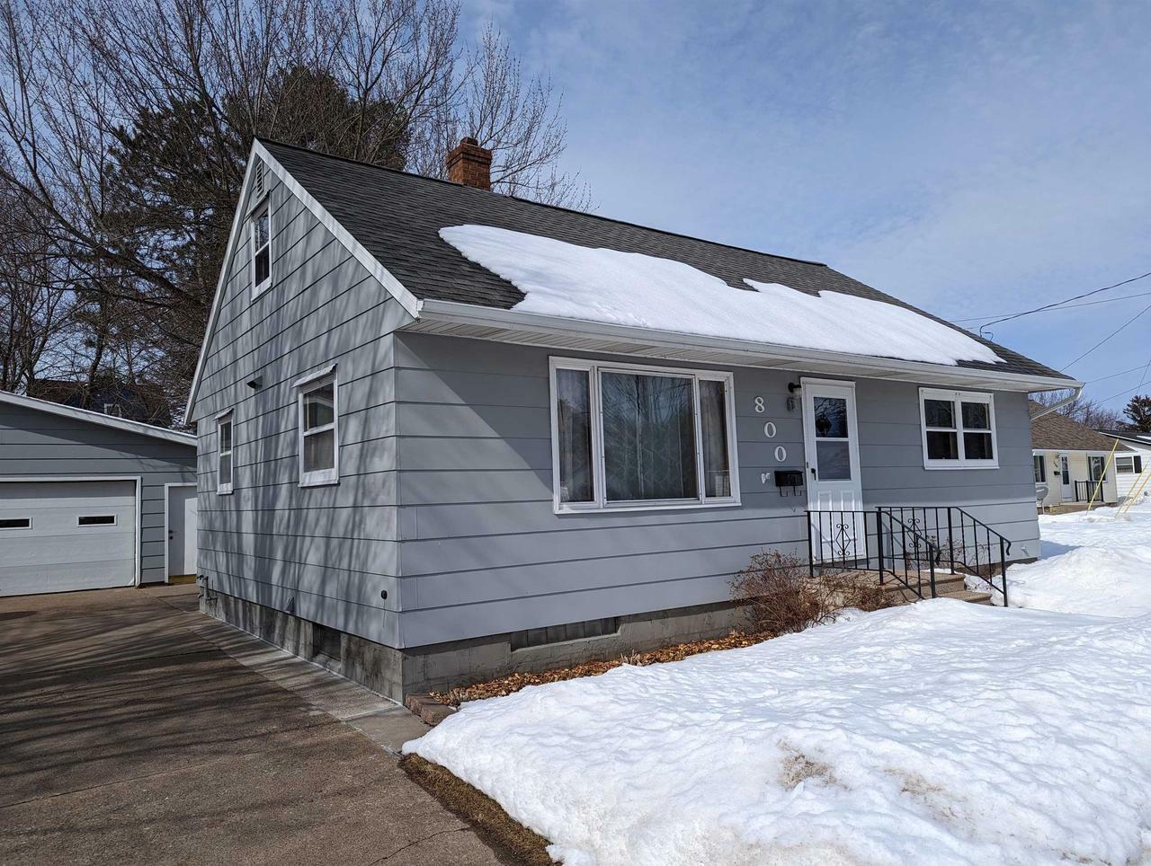 Property Photo:  800 Moreland Avenue  WI 54476 