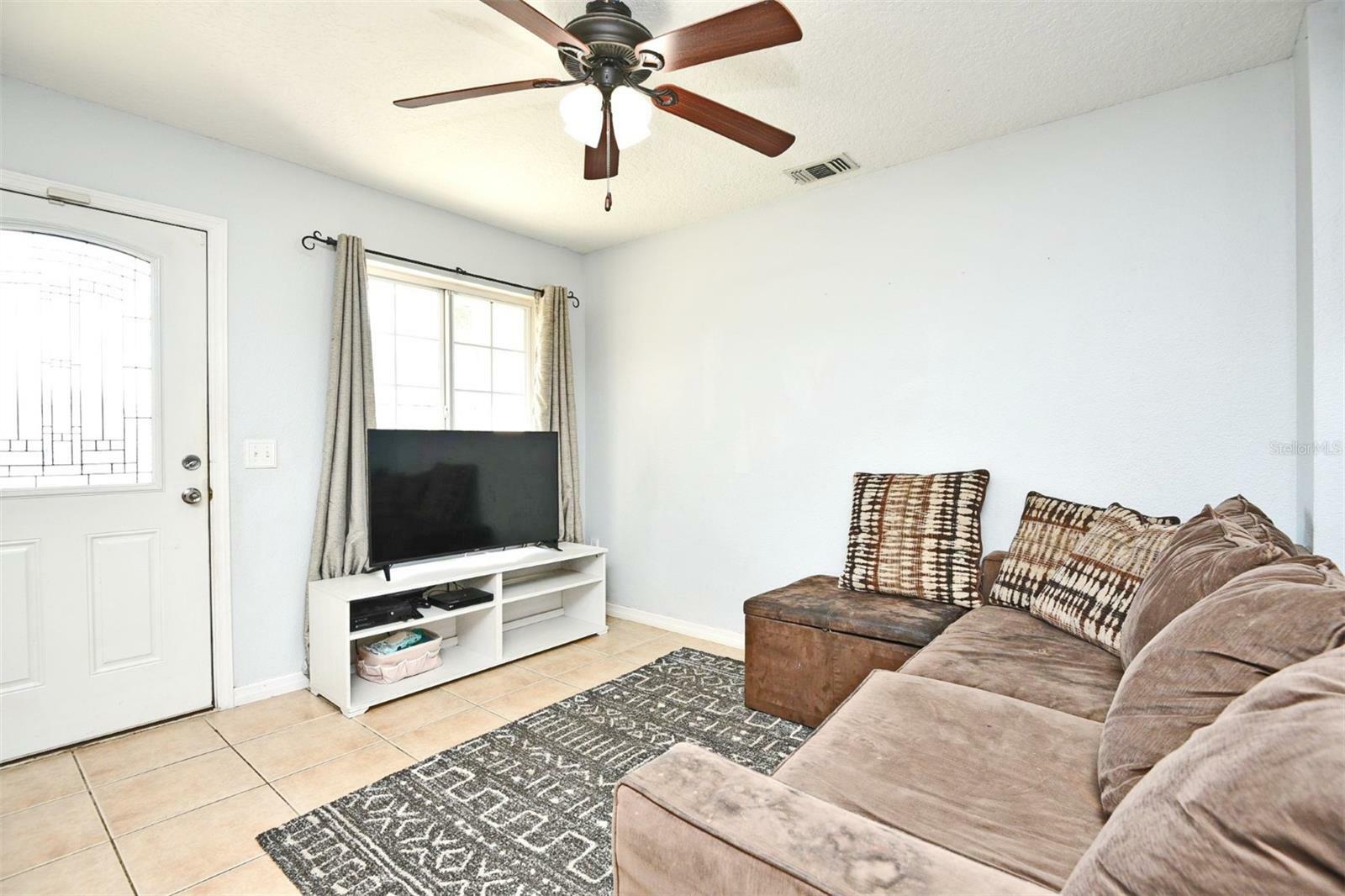 Property Photo: 6844 Magnolia Pointe Circle FL 32810
